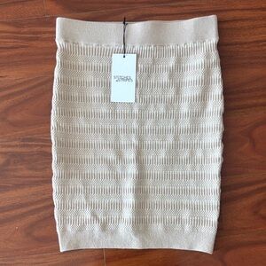 NWT. Revolve Beige Size S Textured Women's Pencil Skirt